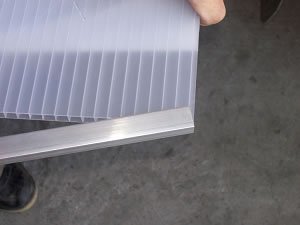 Dutinkový, komůrkový polykarbonát Dutinkový, komůrkový polykarbonát